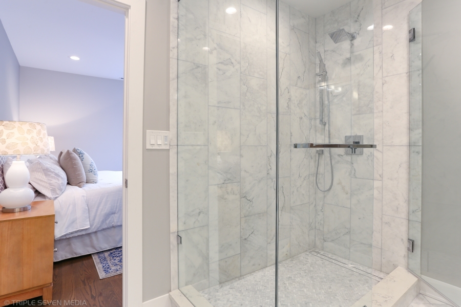 Master Bedroom Shower, Balmoral Restoration, Chicago