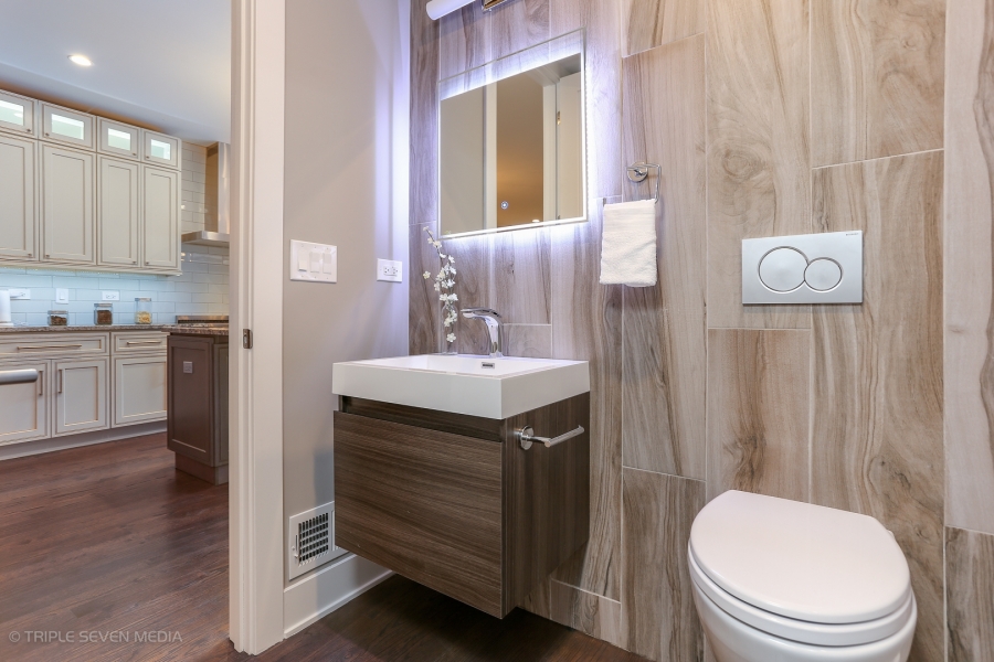 Powder Room, Balmoral Restoration, Chicago